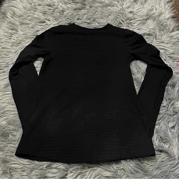 Nike Long Sleeve - Picture 2 of 2
